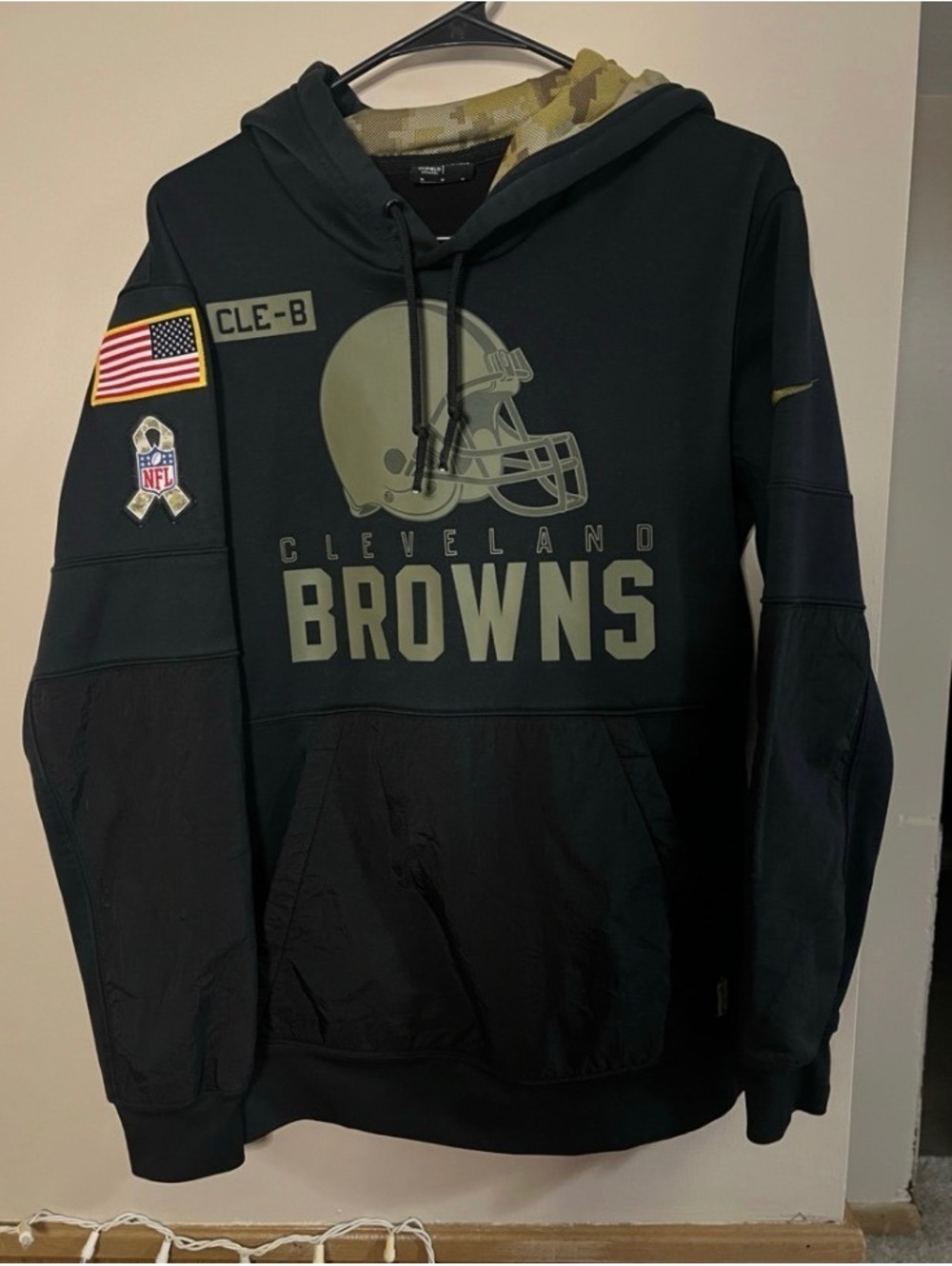 Nike Salute to Service Cleveland Browns Hoodie